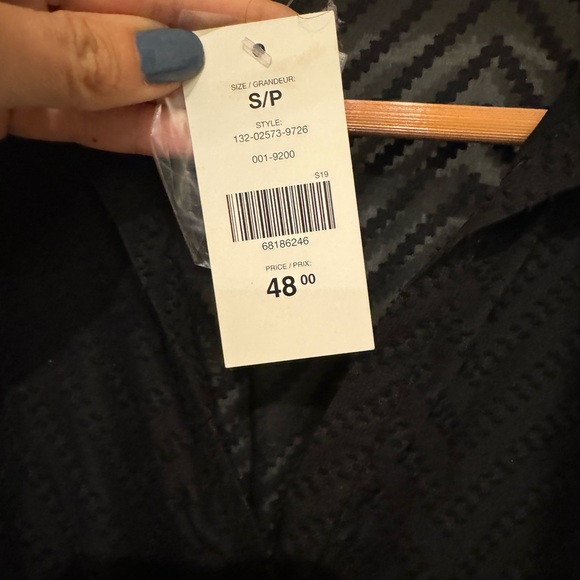 SUZY SHIER TEXTURED FLOUNCE DRESS - Picture 5 of 6